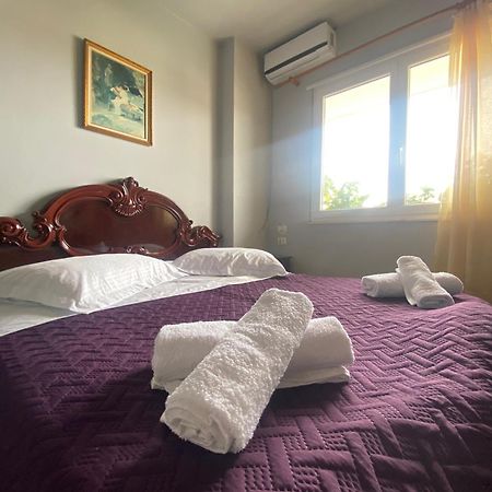 Stay The Night Shkodra Apartment City Centre 외부 사진